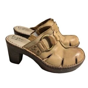 B.O.C.‎ Born Concept Retro Tan Leather Chunky 3 Heel Clog Size 9 (Wear on Front)